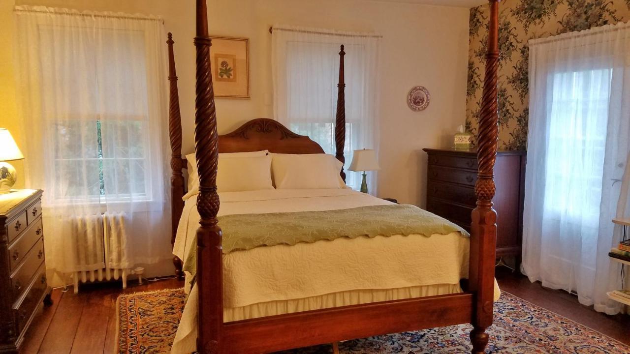 Centennial House Bed And Breakfast Northfield Exterior foto